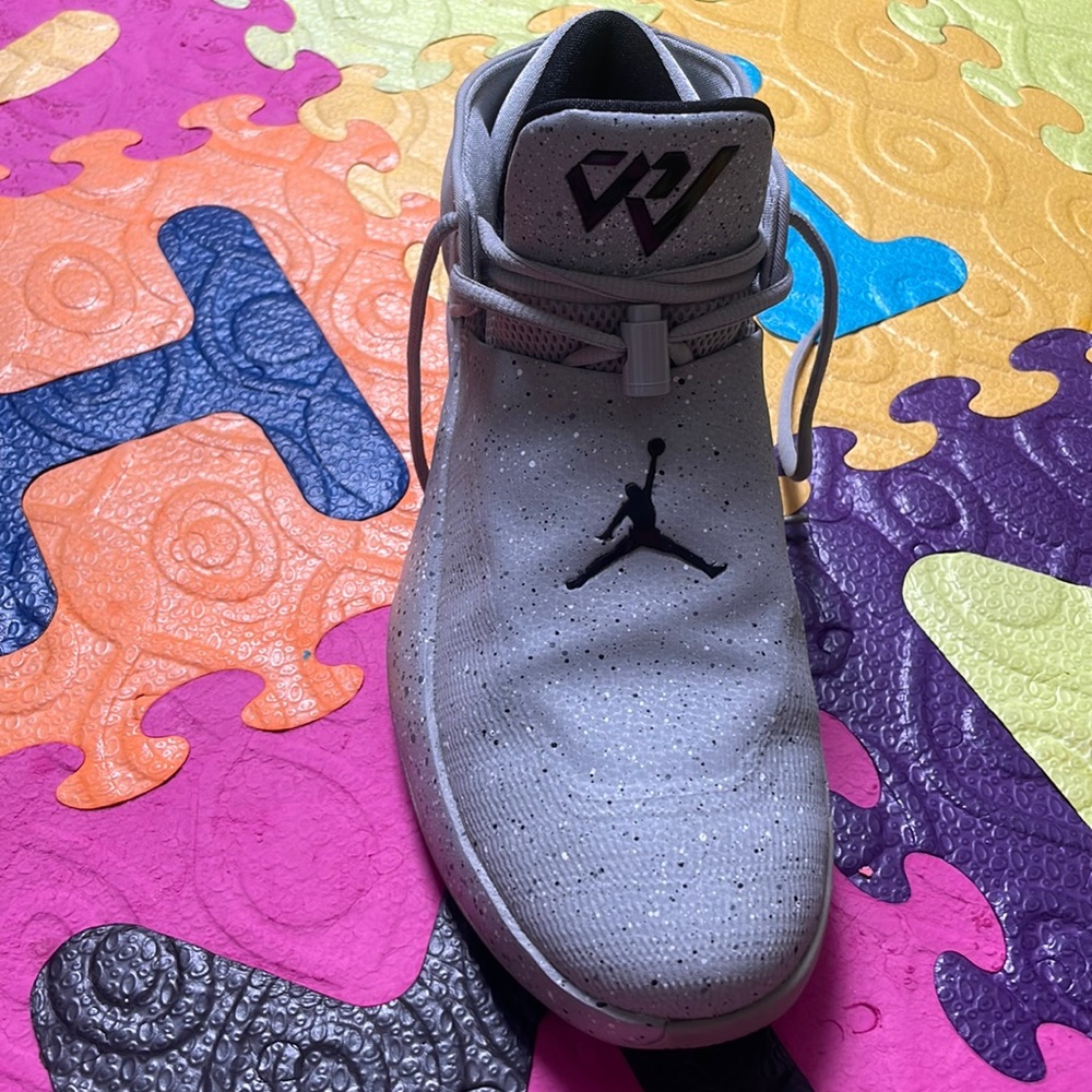 Mens Jordan sneakers size 10.5